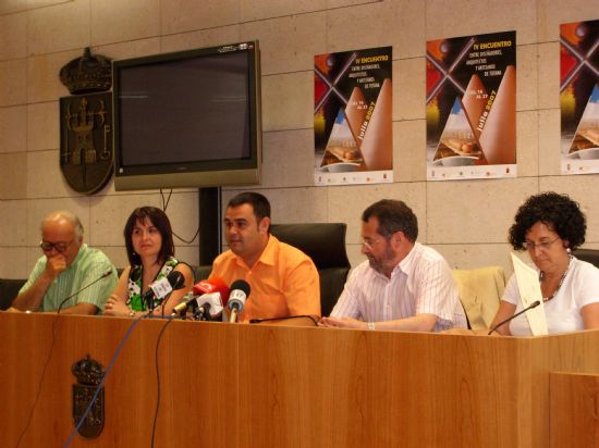 SE CLAUSURA EL IV ENCUENTRO NACIONAL DE JVENES DISEADORES Y ARTESANOS DE TOTANA, DONDE UN TOTAL DE OCHO ARQUITECTOS Y DISEADORES APUESTAN POR INNOVAR EN LA CREACIN DE PRODUCTOS ARTESANALES