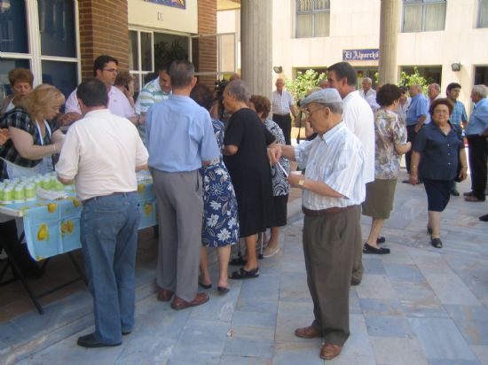 EL PRÓXIMO VIERNES 30 DE SEPTIEMBRE SE CELEBRA LA ASAMBLEA GENERAL DE SOCIOS DEL CENTRO MUNICIPAL DE PERSONAS MAYORES DE TOTANA TRAS LA QUE SE DESARROLLARÁ UNA CHOCOLATADA Y UNA CONVIVENCIA