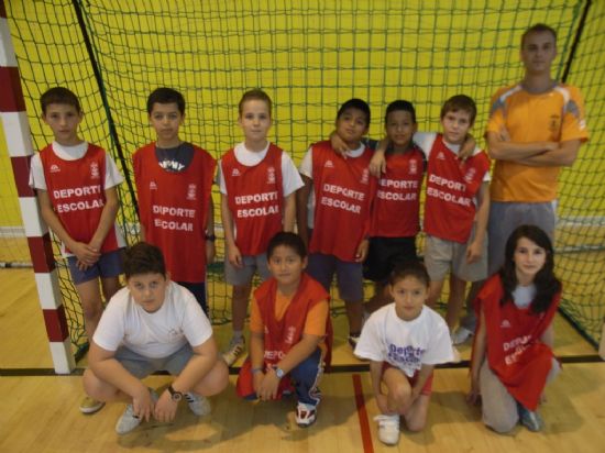 LA CONCEJALÍA DE DEPORTES PONE EN MARCHA LOS JUEGOS ESCOLARES, CON LA PRIMERA JORNADA DE FÚTBOL SALA ALEVÍN, ENMARCADA EN EL PROGRAMA DE DEPORTE ESCOLAR