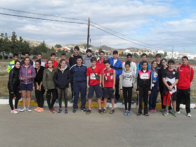 El IES "Juan de la Cierva" logra el 2° puesto en la Final Regional de Tenis Mesa de Deporte escolar, en una jornada también con escolares totaneros en las modalidades de Campo a través y Ajedrez