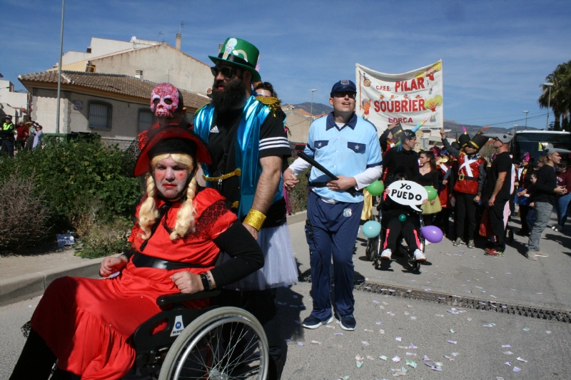 Más de doscientas personas participan en el I Desfile de Carnaval Adaptado organizado por los Centros de Día de Discapacidad de Totana