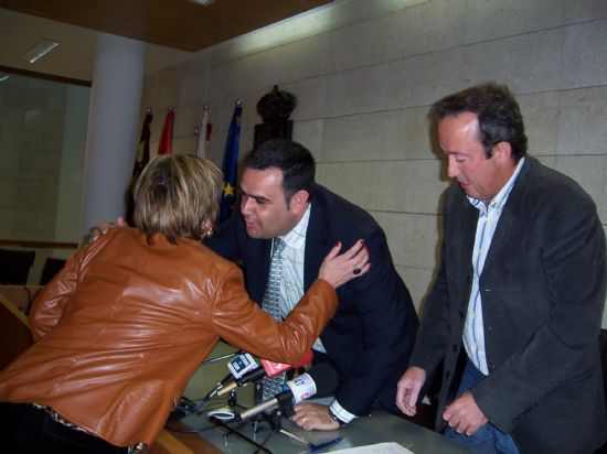 EL AYUNTAMIENTO PREMIA CON 2.400 EUROS A UN TOTAL DE 5 PROYECTOS DEL CERTAMEN INNOVACIN EDUCATIVA 2007/2008   DIRIGIDOS A PROFESORES PARA MEJORAR LA CALIDAD DE LA ENSEANZA DE LA LOCALIDAD