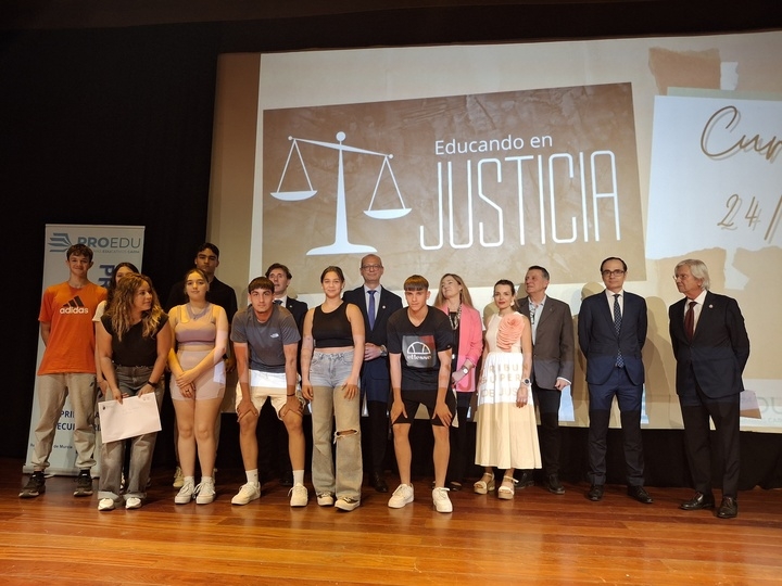 Clausuran el programa 