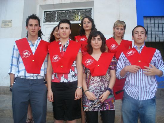 UN CENTENAR DE ALUMNOS DEL I.E.S. PRADO MAYOR RECIBEN SUS BECAS Y DIPLOMAS EN UNA CEREMONIA DE GRADUACIN CELEBRADA EN EL CENTRO SOCIOCULTURAL LA CRCEL