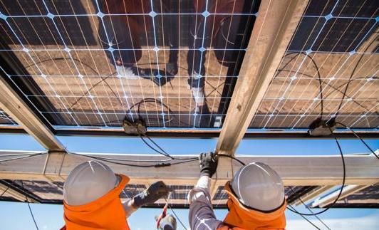 Se bonificar un 75% el ICIO a la empresa que quiere construir una de las mayores plantas de paneles solares mviles del pas por las contraprestaciones sociales que contempla el proyecto