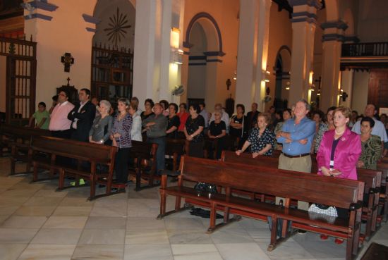 AUTORIDADES MUNICIPALES PARTICIPAN LOS ACTOS CON MOTIVO DEL "V ENCUENTRO SOLIDARIO DE AMIGOS Y ENFERMOS DE ALZHEIMER" A TRAVÉS DEL CUAL SE HA CONMEMORADO EL DÍA MUNDIAL DEL ALZHEIMER 