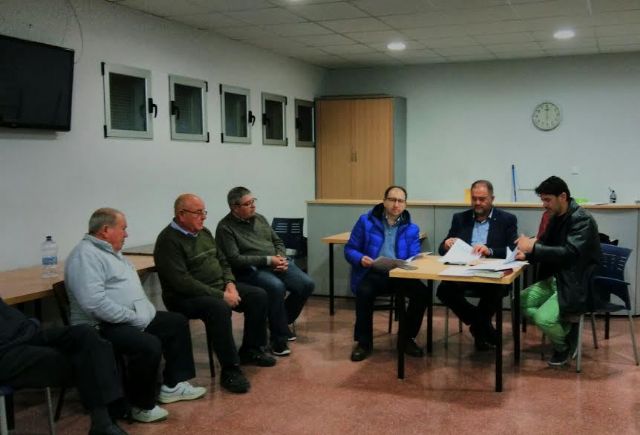 El Ayuntamiento suscribe el convenio de colaboración con la Asociación de Vecinos "Santa Isabel" de la Era Alta para la cesión del Local Social y la Pista Deportiva