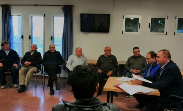 El Ayuntamiento suscribe el convenio de colaboración con la Asociación de Vecinos "Santa Isabel" de la Era Alta para la cesión del Local Social y la Pista Deportiva