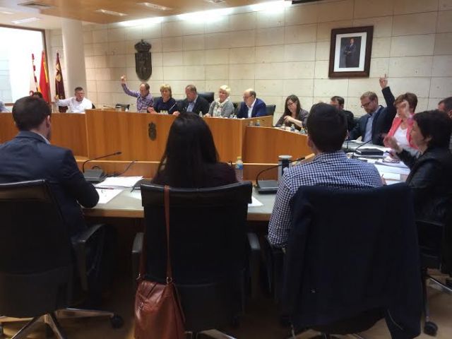 El Pleno aprueba inicialmente el Reglamento Orgnico Municipal del Ayuntamiento, que ser gil y estar ms actualizado a las necesidades de funcionamiento