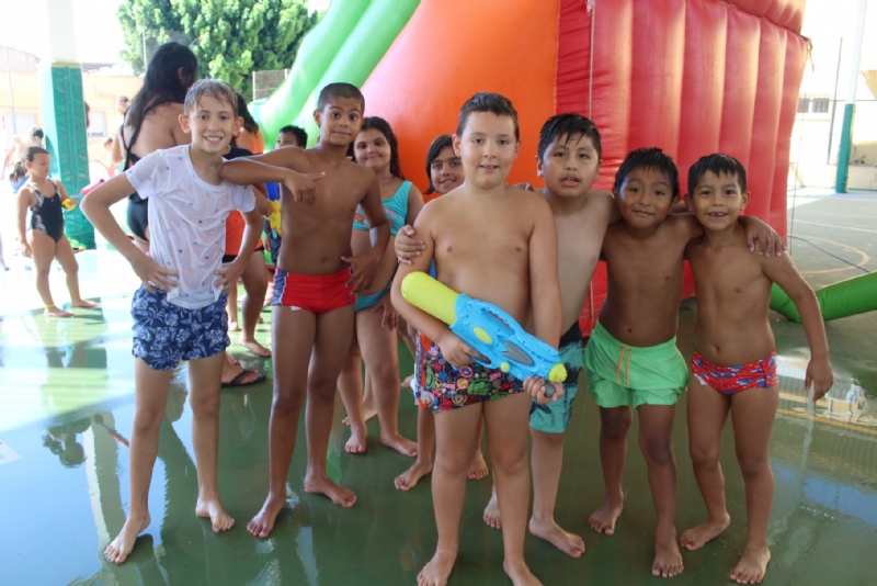 Más de 250 niños y niñas han participado hasta mediados de agosto en las Escuelas de Verano en los colegios La Cruz y Santiago