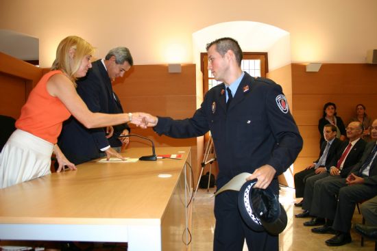 TOMAN POSESI�N EN EL PALACIO SAN ESTEBAN DE MURCIA LOS TRES NUEVOS AGENTES DE LA POLIC�A LOCAL DE TOTANA