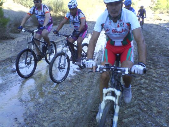 ARRANCA LA NUEVA TEMPORADA DE BICICLETA DE MONTAÑA, ORGANIZADA POR LA CONCEJALÍA DE DEPORTES, CON LA PARTICIPACIÓN DE MÁS DE TREINTA CICLISTAS