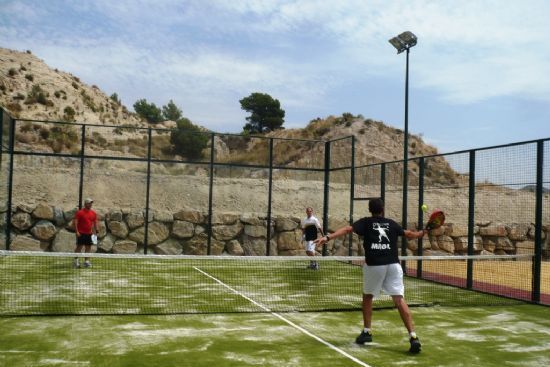 LA COMUNIDAD AUTÓNOMA CONCEDE UNA SUBVENCIÓN AL AYUNTAMIENTO DE TOTANA POR IMPORTE DE 47.049,60 EUROS PARA LA CONSTRUCCIÓN DE LA PISTA DE PÁDEL EN EL COMPLEJO DEPORTIVO "VALLE DEL GUADALENTÍN" DE LA PEDANÍA DE EL PARETÓN