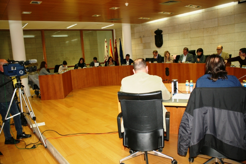 El Pleno aboga por exigir al Ministerio del Interior la equiparacin salarial entre los diferentes Cuerpos Policiales de Espaa