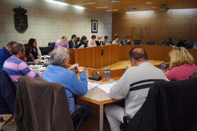 El Pleno del Ayuntamiento de Totana aprueba que la Biblioteca Municipal, ubicada en el Centro Sociocultural La Crcel, se denomine 