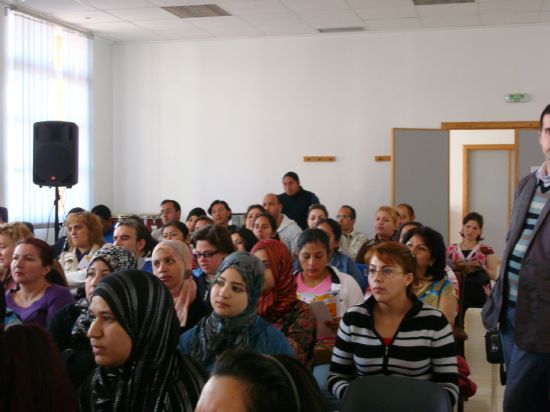 EL CONCEJAL DE BIENESTAR SOCIAL PARTICIPA EN LA LECTURA DEL MANIFIESTO CONTRA EL RACISMO Y LA XENOFOBIA PARA LA CONMEMORACIÓN DEL "DÍA INTERNACIONAL CONTRA LA DISCRIMINACIÓN RACIAL"