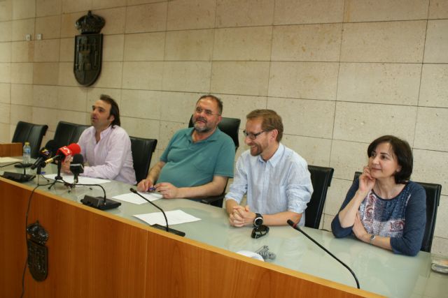 Autoridades municipales clausuran el programa de Formacin para la Inclusin Social (FORIN) que ha promovido la Concejala de Bienestar Social