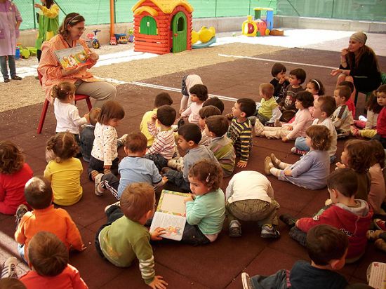 SE INICIA EL PROCESO DE EXTERNALIZACIÓN DE LAS ESCUELAS INFANTILES MUNICIPALES "PEPITA LÓPEZ GANDÍA", "CARMEN BARÓ" Y LA DEL PARETÓN, QUE SE HARÁ EFECTIVO DE FORMA DEFINITIVA A PARTIR DEL CURSO ESCOLAR 2012/13