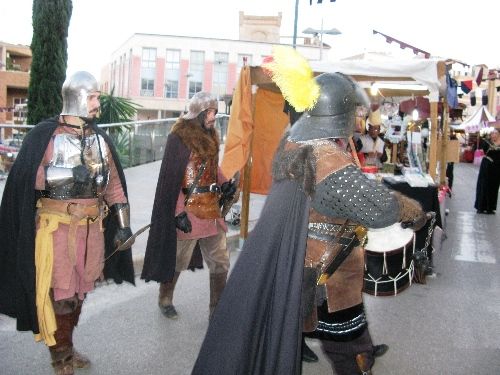 xito de visitantes al tradicional Mercado Medieval, celebrado este fin de semana, con el que se abre de forma oficial el programa de los festejos patronales de La Santa2015