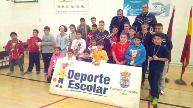 La Concejala de Deportes organiz la Fase Local de Tenis de Mesa de Deporte Escolar, que cont con la participacin de 72 escolares de los diferentes centros de enseanza