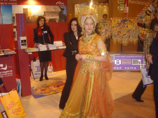 RUTAS DE SENDERISMO Y PARAJE DE LA SANTA, PRINCIPALES ATRACTIVOS DE LA OFERTA TURSTICA DE TOTANA EN LA FERIA INTERNACIONAL DE TURISMO2005 DE MADRID