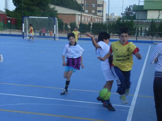 COMIENZA LA FASE INTERMUNICIPAL BENJAMÍN Y ALEVÍN DE DEPORTE ESCOLAR CON LA PARTICIPACIÓN DE CINCO CENTROS DE ENSEÑANZA DE TOTANA EN LAS MODALIDADES DE FÚTBOL SALA, BALONCESTO, BALONMANO, VOLEIBOL Y MULTIDEPORTE