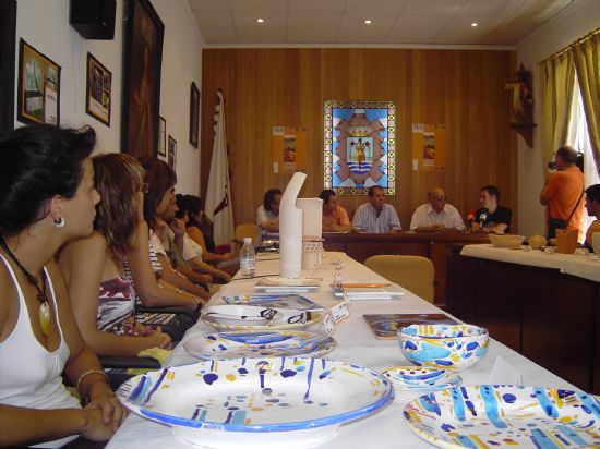 SE CLAUSURA CON XITO DE RESULTADOS EL III ENCUENTRO DE JVENES DISEADORES Y ARTESANOS DE TOTANA