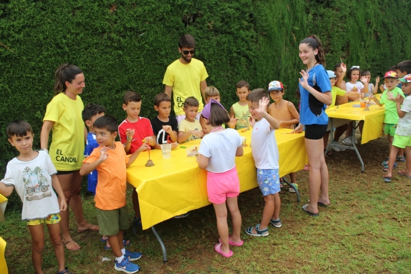 Unos 250 niños vienen participando este verano en la Escuela de Verano Polideportiva, que promueve el Colectivo 