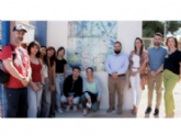 El proyecto "Cultura del Barro_Totana" extiende sus límites fuera del municipio, con el mural cerámico "Somos Diversos", en el IES Antonio Hellín de Mazarrón