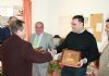 AUTORIDADES MUNICIPALES ENTREGAN LOS TROFEOS DEL "VII CONCURSO MONOGRÁFICO DE LIZARD", ORGANIZADO POR LA ASOCIACIÓN DEPORTIVA ORNITOLÓGICA SANTA EULALIA DE TOTANA (ADOSET),  EN EL CENTRO SOCIAL DEL BARRIO SAN FRANCISCO