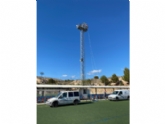 Se instalan nueve nuevos proyectores de iluminación en los dos campos de fútbol de la Ciudad Deportiva "Valverde Reina"