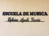 Aprueban el procedimiento para la adquisición de diverso material destinado a la Escuela de Música, la Sala de Estudios "Munuera y Abadía" y el área de Juventud