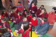 LOS ALUMNOS DE LOS COLEGIOS "REINA SOFÍA" Y "SANTA EULALIA" CELEBRAN SENDAS ROMERÍAS EN HONOR A LA PATRONA, DONDE NO HA FALTADO EL COLORIDO CON LOS CÁNTICOS POPULARES Y PRODUCTOS TÍPICOS DE TOTANA - Foto 2