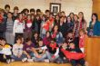 LA ALCALDESA RECIBE A LOS ALUMNOS DEL IES "PRADO MAYOR" Y A LOS DEL "COLLGE PIERRE MENDES FRANCE" DE FRANCIA QUE REALIZAN UN INTERCAMBIO LINGÜÍSTICO - Foto 9