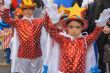 CIENTOS DE PERSONAS SALEN A LA CALLE PARA RECIBIR EL CARNAVAL INFANTIL 2013 QUE HA AMBIENTADO CON RITMO, COLOR, FANTASÍA Y ALEGRÍA LAS CALLES DE LA LOCALIDAD - Foto 179