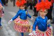 CIENTOS DE PERSONAS SALEN A LA CALLE PARA RECIBIR EL CARNAVAL INFANTIL 2013 QUE HA AMBIENTADO CON RITMO, COLOR, FANTASÍA Y ALEGRÍA LAS CALLES DE LA LOCALIDAD - Foto 187