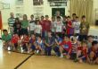 LA CONCEJALÍA DE DEPORTES HACE ENTREGA DE LOS TROFEOS Y MEDALLAS DE LA FASE LOCAL DE BALONCESTO, BALONMANO, FÚTBOL SALA Y VOLEIBOL, CORRESPONDIENTE AL PROGRAMA DE DEPORTE ESCOLAR - Foto 4