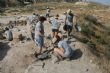 Vídeo. Una treintena de voluntarios participan hasta el 4 de agosto en el IV Campo de Trabajo Arqueológico en el yacimiento "Las Cabezuelas" - Foto 4
