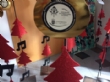 Vídeo. Usuarios de los centros de día para la discapacidad de Totana hacen entrega a la Asociación de Comerciantes de los adornos de Navidad que decorarán de forma uniforme los establecimientos - Foto 5