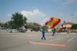 La Patrulla Acrobática de Paracaidismo del Ejército del Aire (PAPEA) salta en el recinto ferial de Totana apoyando a las lipodistrofias - Foto 25