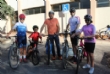 El Día de la Bicicleta reúne a cerca de 500  participantes en una jornada familiar en la que se sortearon  10 cascos y tres bicicletas - Foto 10