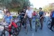 El Día de la Bicicleta reúne a cerca de 500  participantes en una jornada familiar en la que se sortearon  10 cascos y tres bicicletas - Foto 19