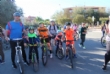 El Día de la Bicicleta reúne a cerca de 500  participantes en una jornada familiar en la que se sortearon  10 cascos y tres bicicletas - Foto 21