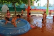 Más de 250 niños y niñas participan en las Escuelas de Verano en los colegios La Cruz y Santiago, organizados por el Colectivo El Candil con la colaboración de la Concejalía de Juventud - Foto 7