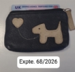 Ver foto 207 - EXPT 68/2026.

MONEDERO COLOR NEGRO, CONTIENE CONTIENE DOCUMENTOS BRITANICOS A NOMBRE DE: INICIALES P. M. A