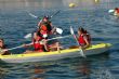 UN TOTAL DE 35 ALUMNOS DEL COLEGIO "REINA SOFÍA" DE TOTANA PARTICIPAN EN EL PROGRAMA DE ACTIVIDADES DEPORTIVAS Y RECREATIVAS EN CONTACTO CON EL MAR, QUE TUVO LUGAR EN EL PUERTO DEPORTIVO DE ÁGUILAS - Foto 7