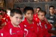 EL CONCEJAL DE DEPORTES ACOMPAÑA A MÁS DE 220 NIÑOS Y AL CUERPO TÉCNICO Y DIRECTIVO DE LA ESCUELA MUNICIPAL DE FÚTBOL EN LA TRADICIONAL OFRENDA FLORAL A LA PATRONA DE LA LOCALIDAD SANTA EULALIA - Foto 25