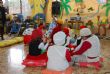 LOS USUARIOS DE LA RESIDENCIA "LA PURÍSIMA" RECIBEN LA NAVIDAD CON DULCES ARTESANOS Y UNA REPRESENTACIÓN TEATRAL ACOMPAÑADA DE VILLANCICOS CANTADOS POR LOS ALUMNOS DEL COLEGIO PÚBLICO "SAN JOSÉ" - Foto 8